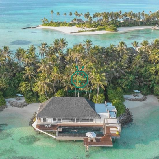 Long Lifespan Exotic Synthetic Thatch Roofing Ohio